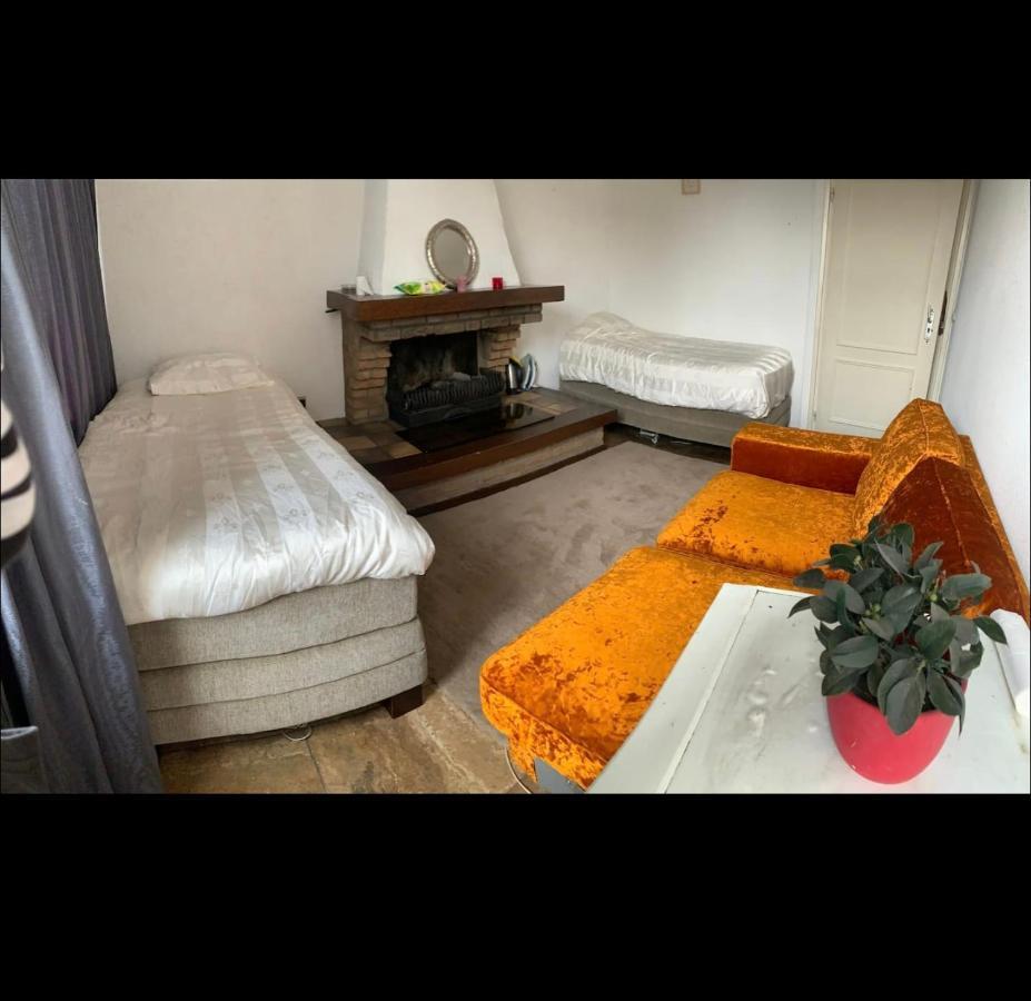 Private Room In The Centre Of 튈뷔르흐 외부 사진