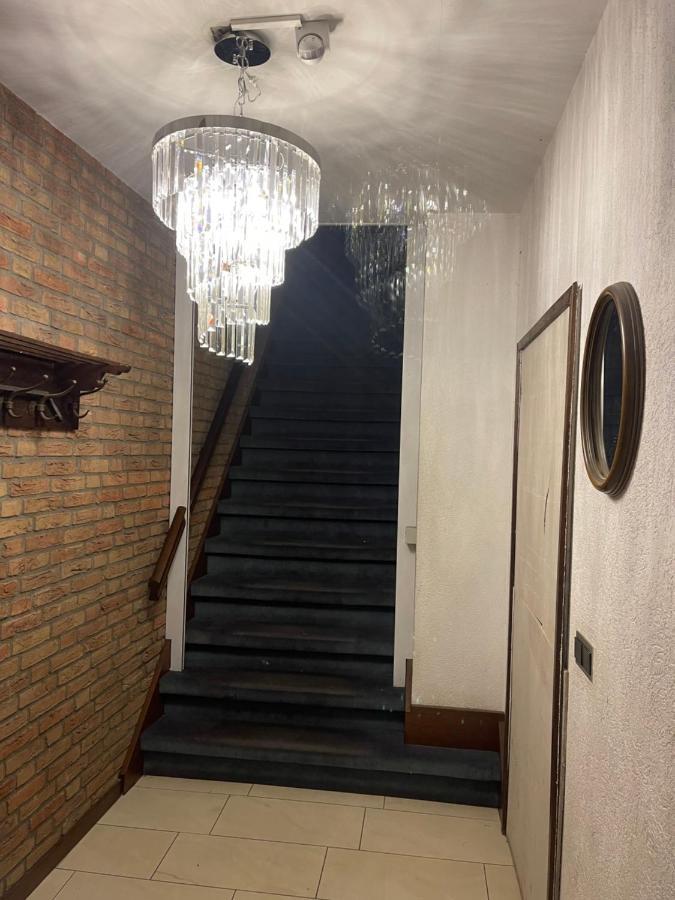 Private Room In The Centre Of 튈뷔르흐 외부 사진