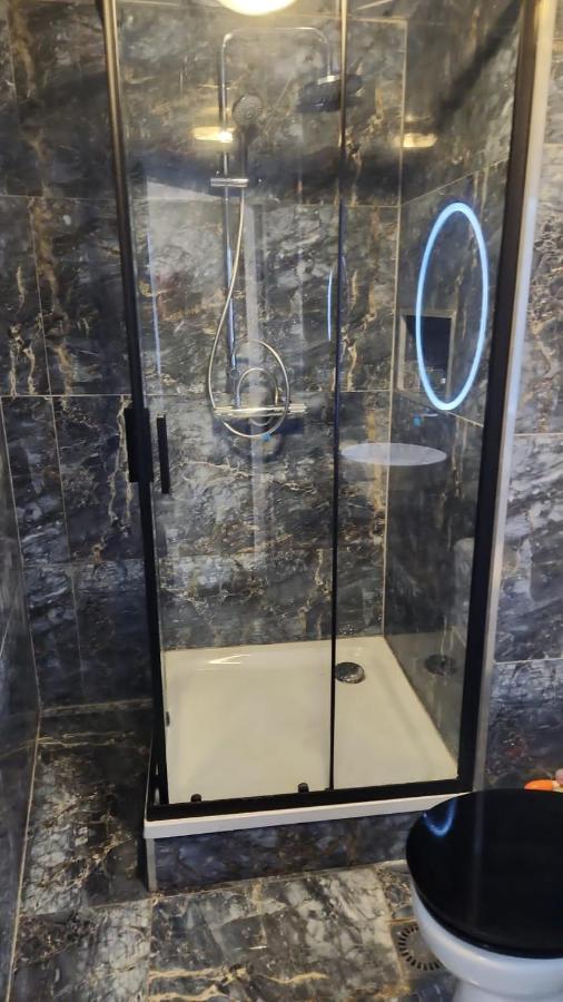 Private Room In The Centre Of 튈뷔르흐 외부 사진